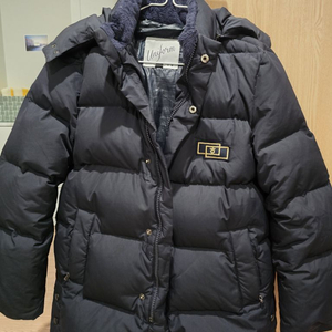 홍대부초 겨울패딩 구버젼)M사이즈 판매