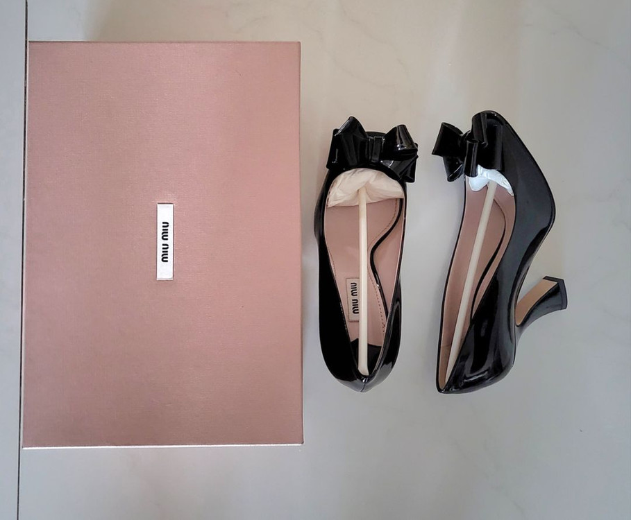 미우미우 miu miu 블랙 보우 펌프스--0
