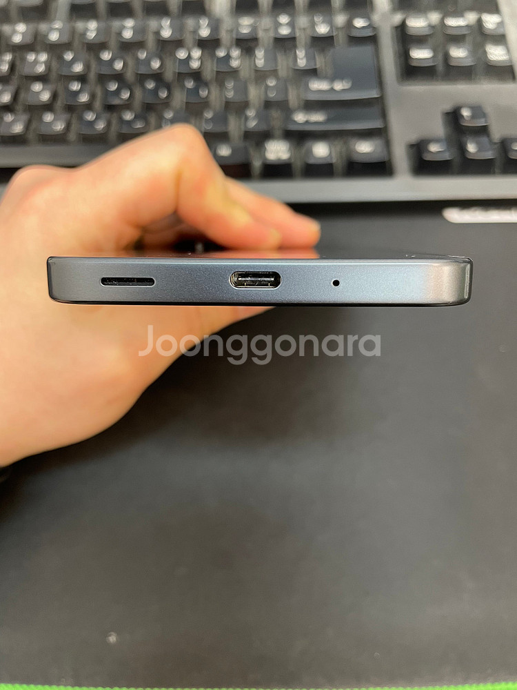 갤럭시A16 블랙 128GB 무잔상 상태좋은 중고팝니다--4