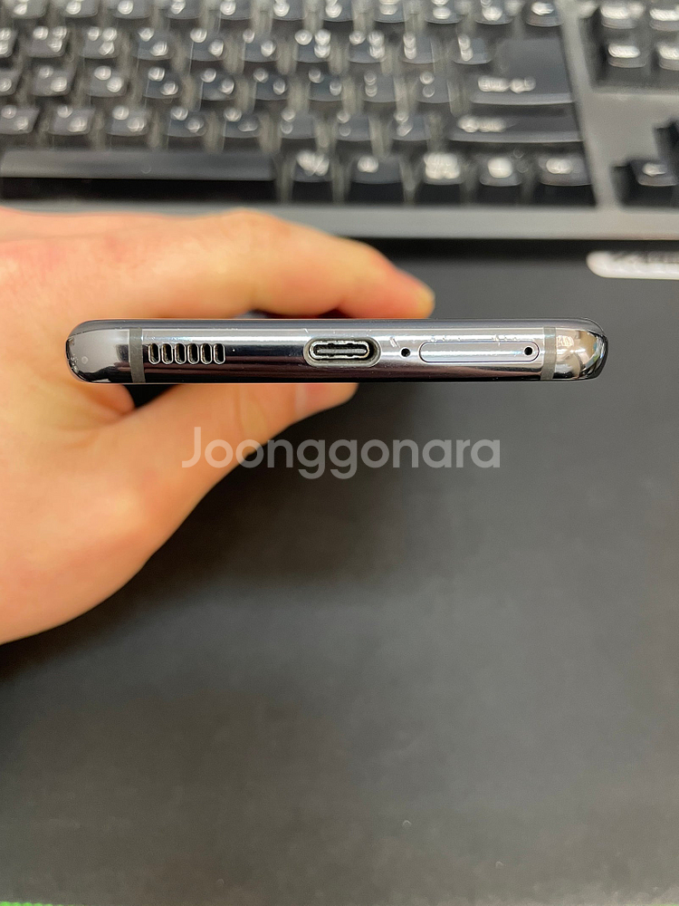 갤럭시S21 그레이 256GB 상태좋은 중고팝니다.--4