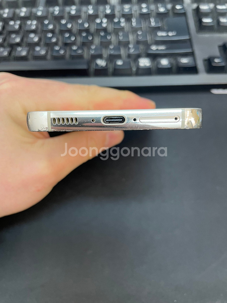 갤럭시S23 크림 512GB 무잔상 상태좋은 중고팝니다--4
