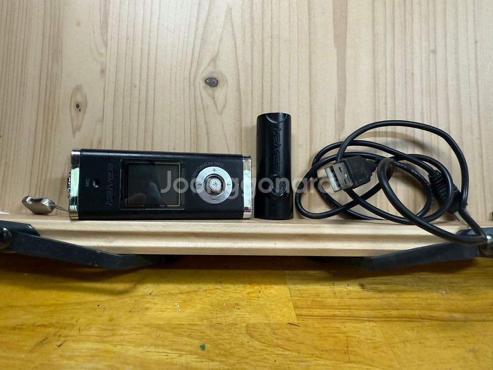 아이리버 MP3 IFP-1090 카메라.작동굿--2