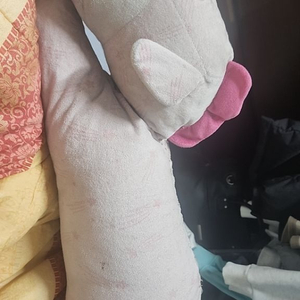 분홍색 당나귀 모양의 포터블 베개 삽니다