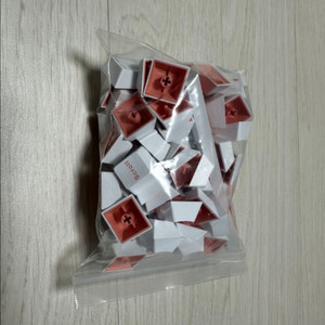 독거미 F87pro 유선 화이트 올리비아 키캡