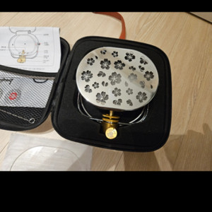 루미에르나인 스윙랜턴 팝니다. 캠핑랜턴 가스랜턴