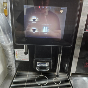 커피머신 franke a400 팝니다.