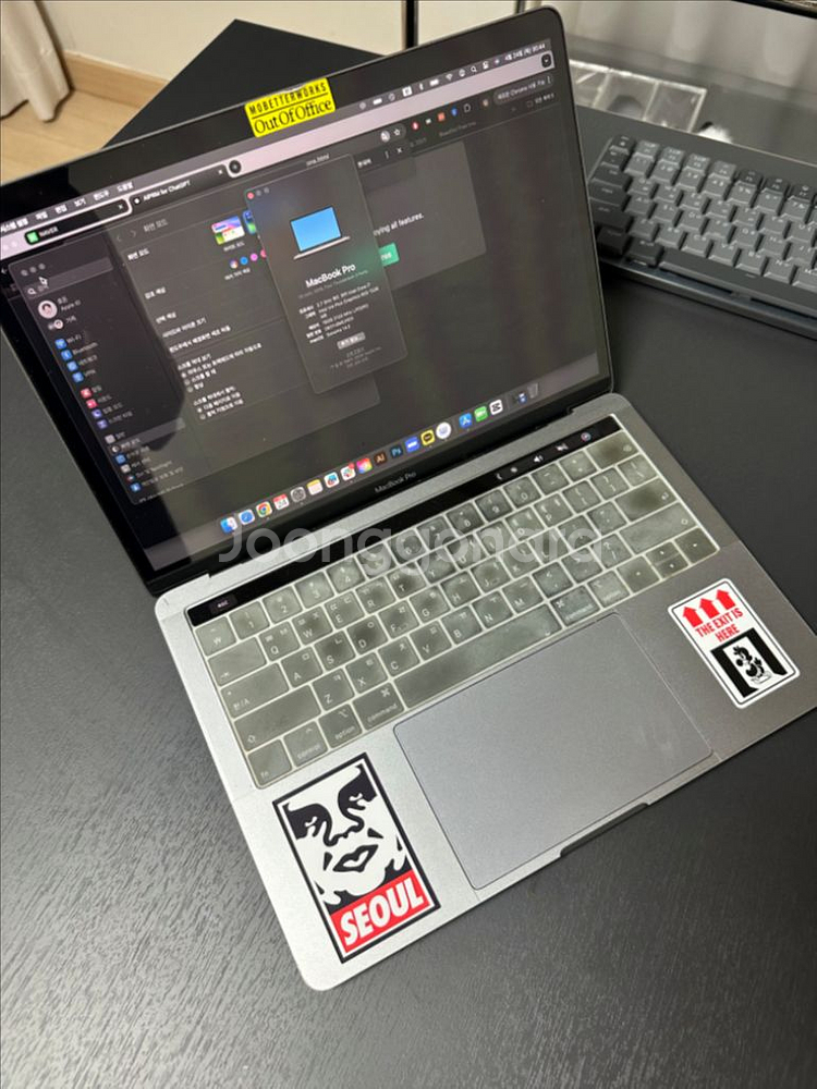 맥북프로 2018 i7 터치바 13인치--0