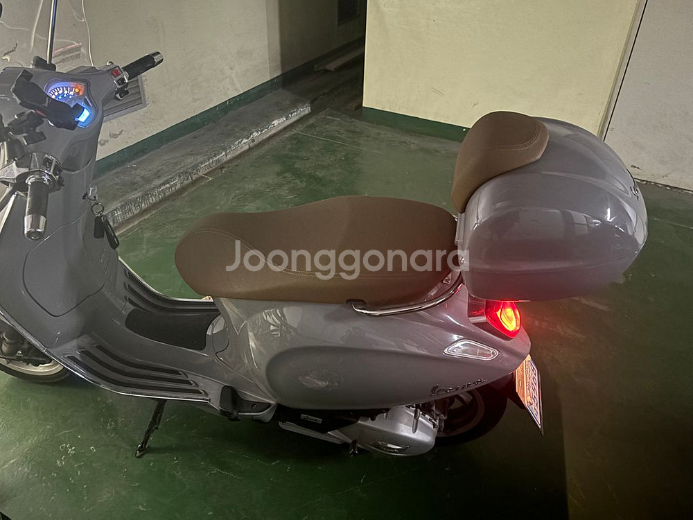 베스파프리마베라125 22년식--2