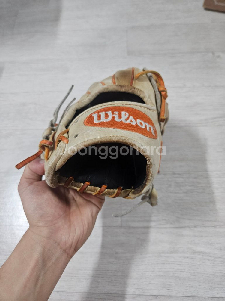 윌슨 a2k 12인치 야구글러브 판매합니다--3