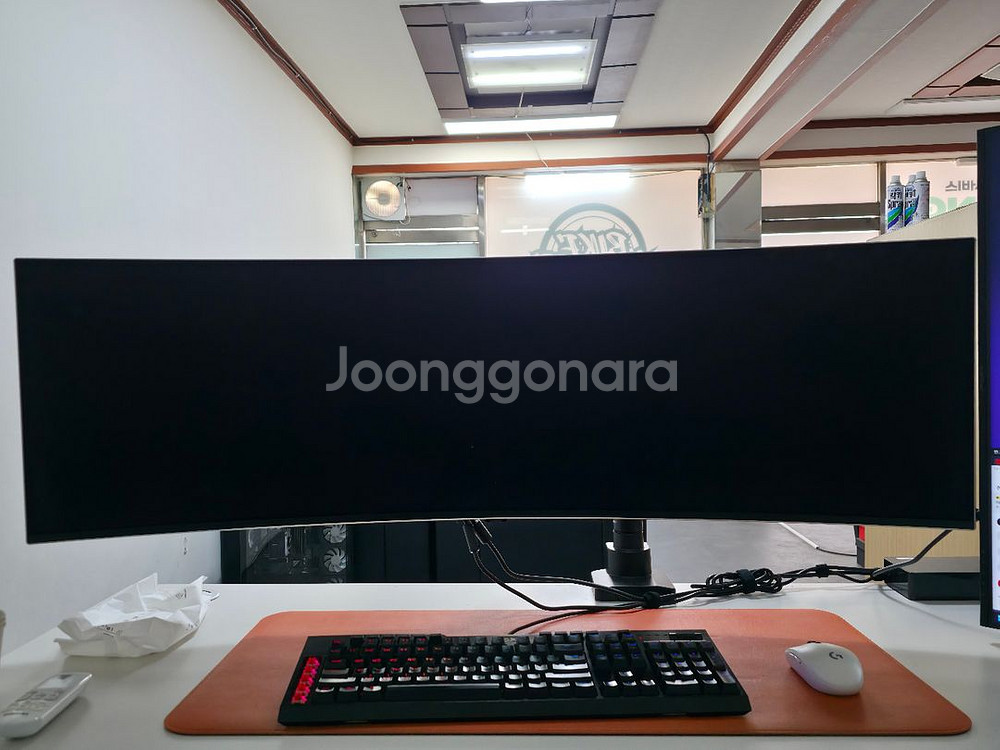 서울 삼성 오디세이 G9 oled 모니터49인치--3