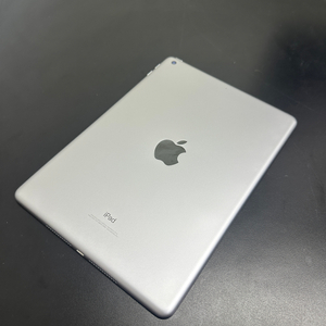 아이패드6세대 32GB 스페이스그레이(A급)