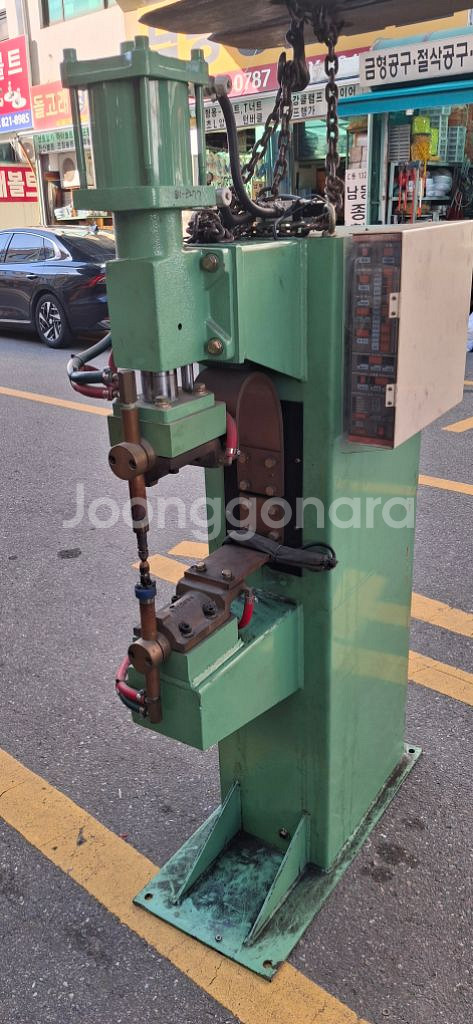 공압식 스포트용접기--1