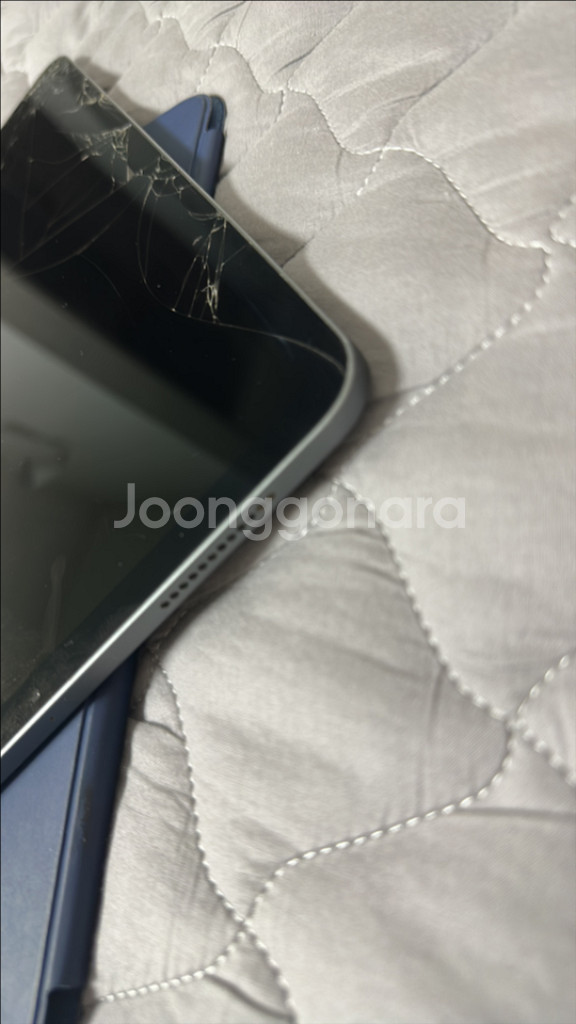 아이패드 에어4 판매합니다--6