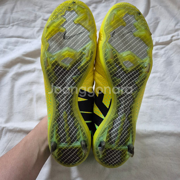 나이키 머큐리얼 베이퍼 9 FG(555605-703)--2