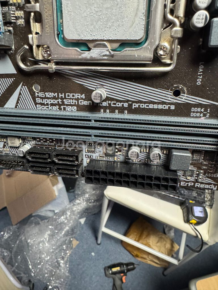 메인보드 gigabyte H610M H DDR4 팔아요--2