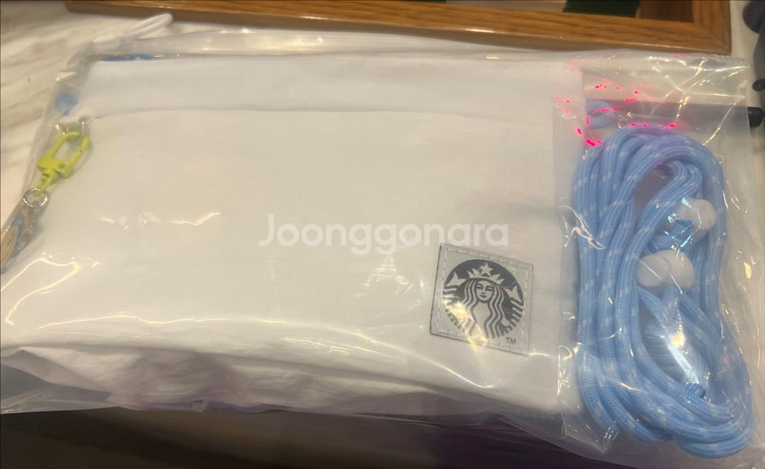 스타벅스 파우치 세트 26000원에 판매합니다(택배X)--2