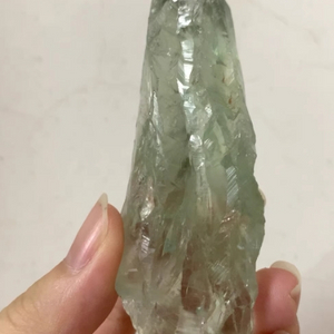 원석 크리스탈
