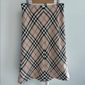 버버리 사선 체크 트위드 스커트