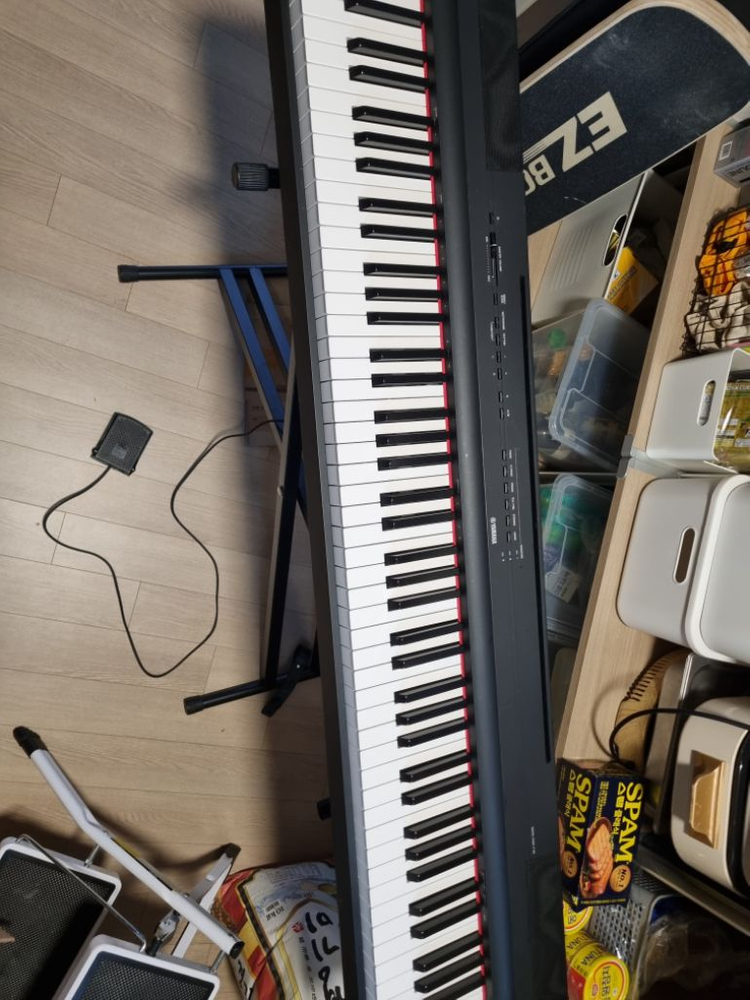 야마하 디지털피아노 p125B 이미지