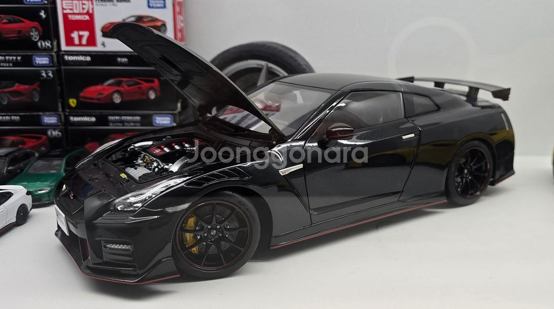 오토아트 GT-R 35 니스모 스페셜에디션 1:18--5
