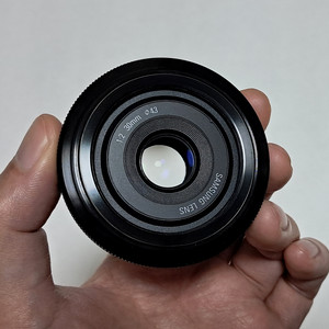 삼성 NX 30mm F2 여친렌즈 S급 블랙