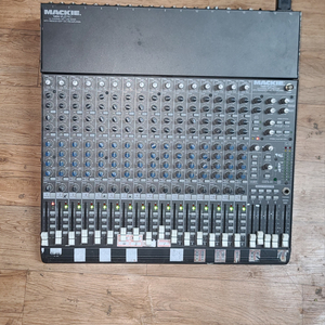 mackie 1604-vlzpro