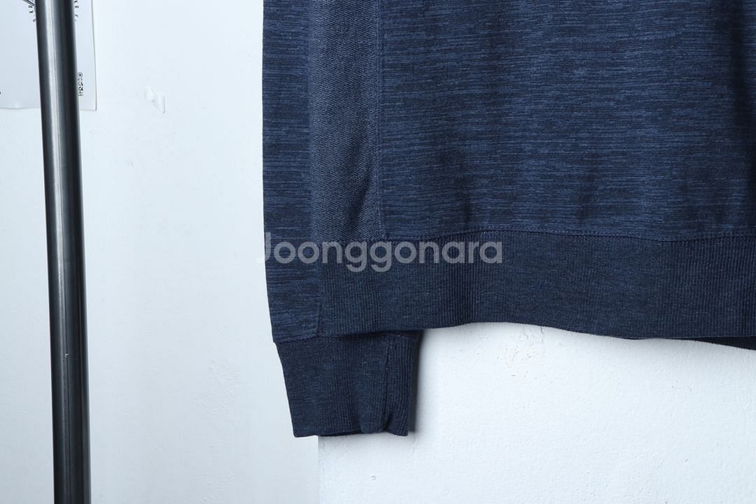 (M) 챔피온 맨투맨 티셔츠 네이비 한정판--3