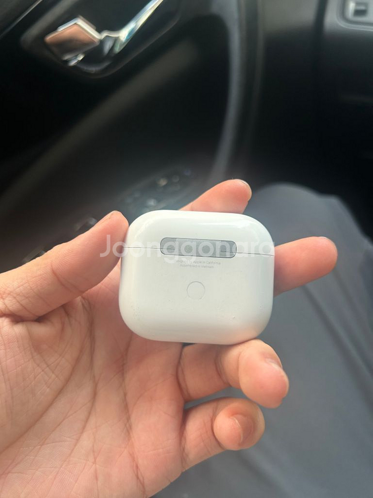 에어팟 3세대--1