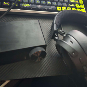 레이저 크라켄 v4 pro