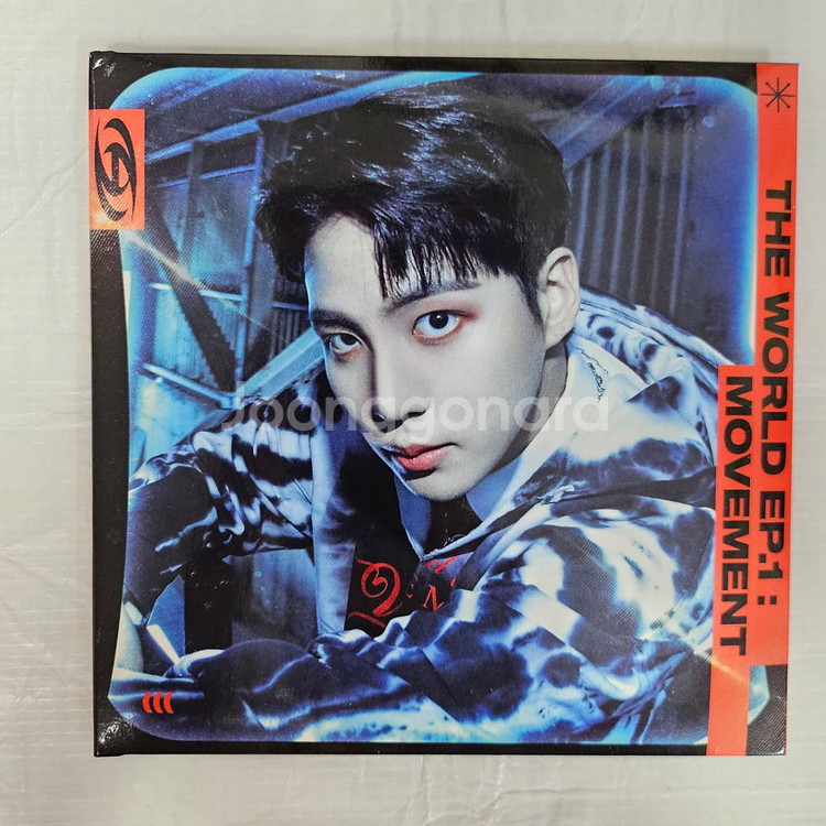 에이티즈 디지팩 더월드ㅡ무브먼트--6