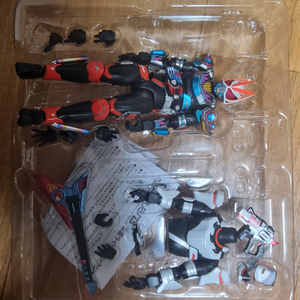shf 가면라이더 기츠 매그넘 부스트+비트 상체 판매