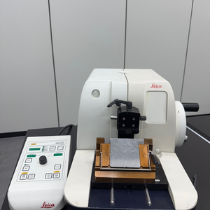 마이크로톰 (모델명 : LEICA RM2145)