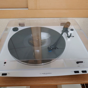오디오테크니카 AT-LP3XBT 4개월 사용 팔아요!