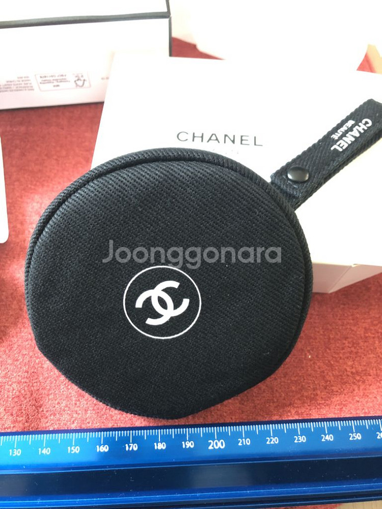 샤넬 뷰티 기프트 손거울과 미니 파우치 새상품--4