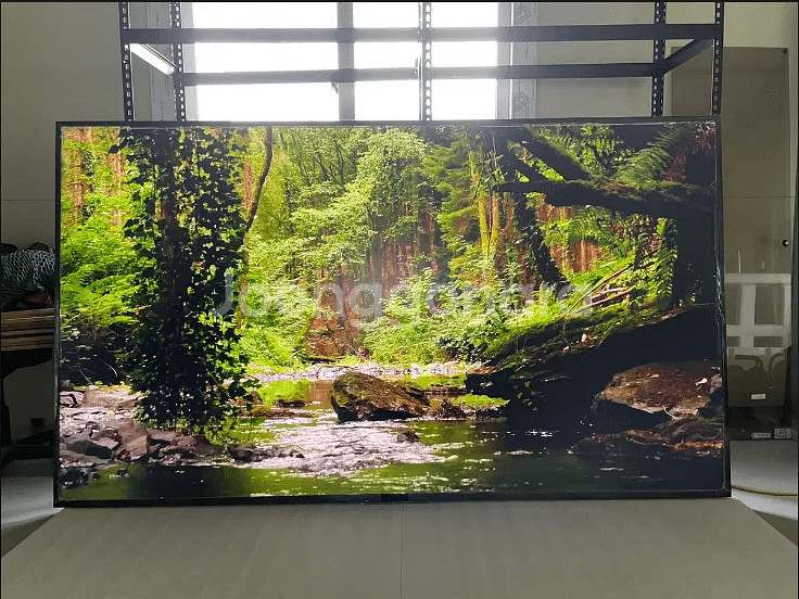 98인치 4K 스마트 TV 판매합니다(단순 개봉)--1