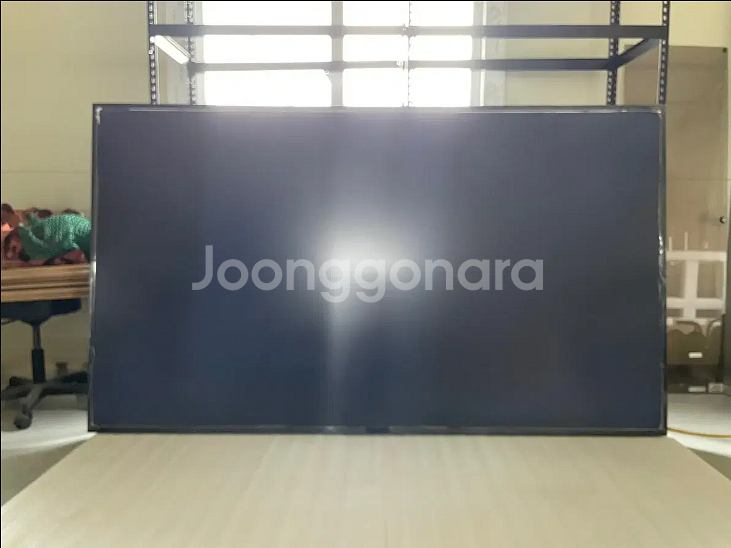 98인치 4K 스마트 TV 판매합니다(단순 개봉)--9