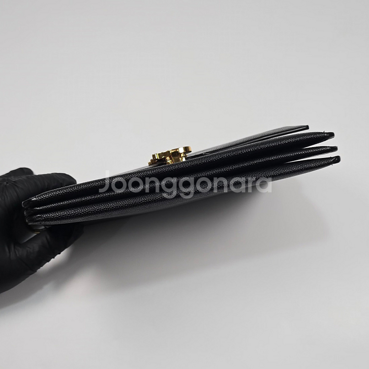 버버리 스몰 모노그램 모피프 레더 크로스백--4