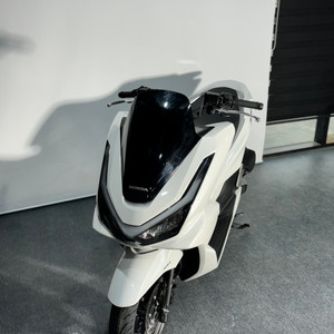 혼다 PCX25년식 오토바이 새차 신차