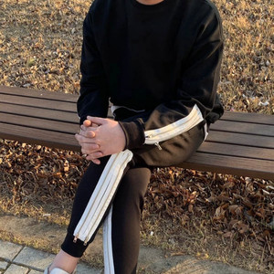 지퍼 맨투맨조거세트(새상품)