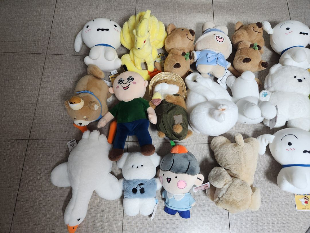 중형인형 판매합니다.--1