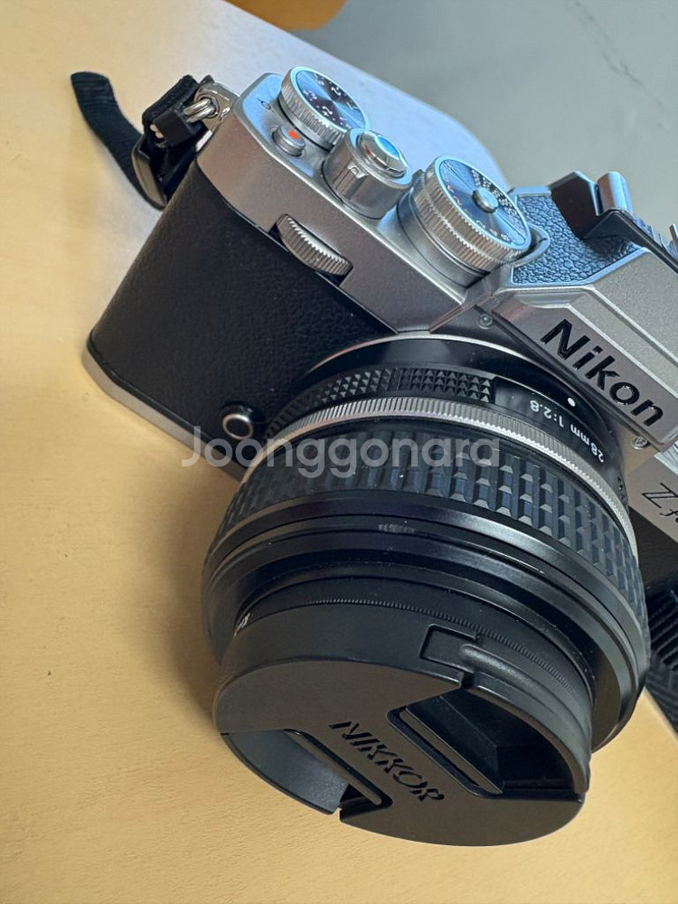 니콘 zfc 28mm f2.8--5