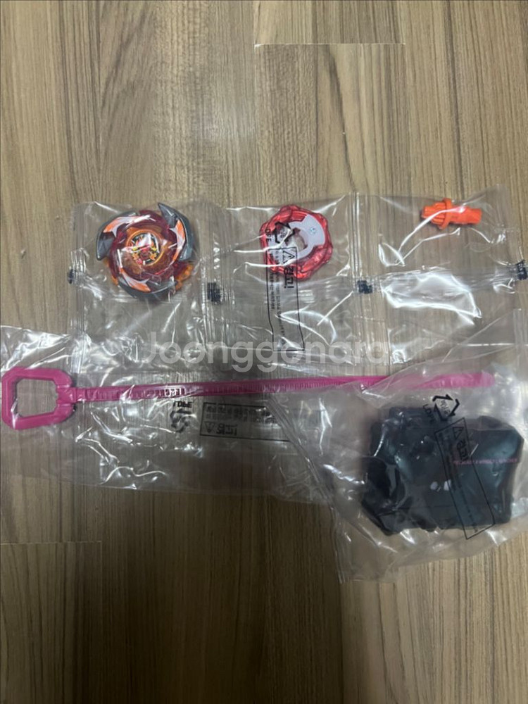 베이블레이드 x 레드 드랜 브레이브 팝니다--0