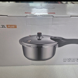 디베이직 안심 압력솥 2.2L 새상품