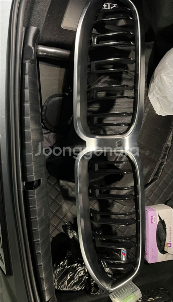 m850i 순정그릴 팝니다--0