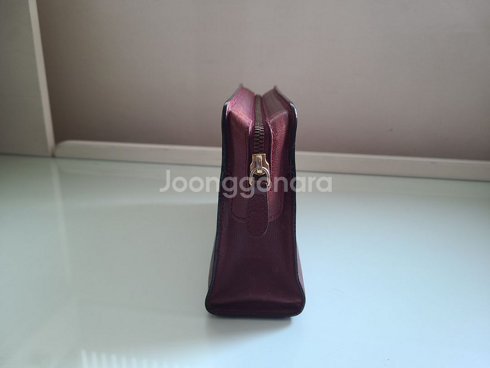 명품 까르띠에 정품 클러치백 판매합니다..--2