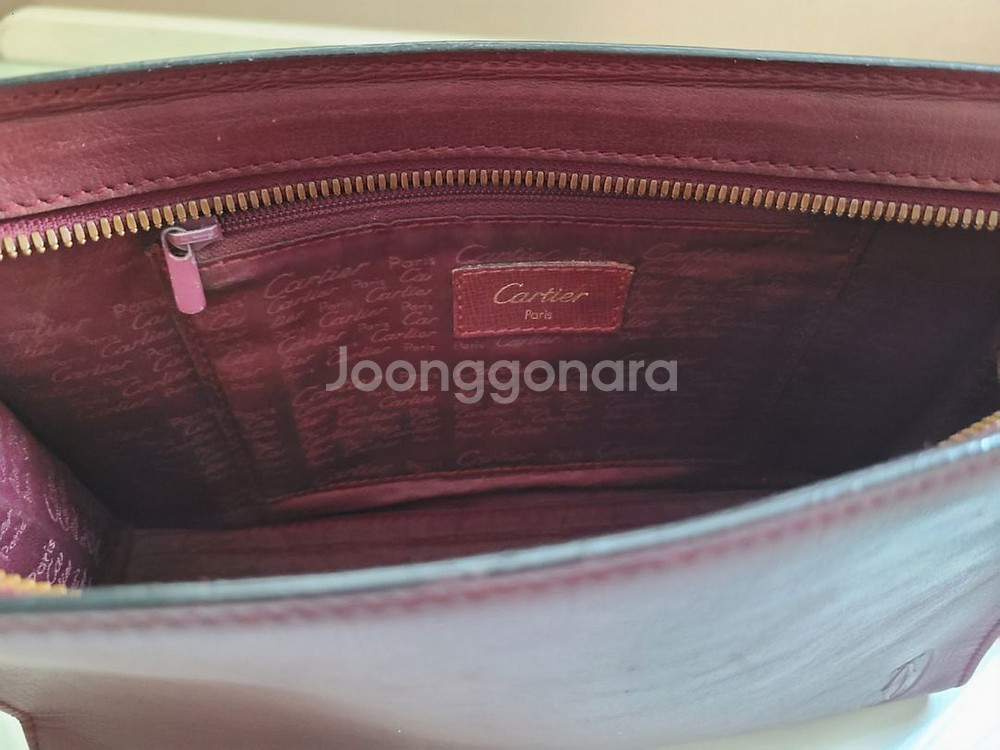 명품 까르띠에 정품 클러치백 판매합니다..--5