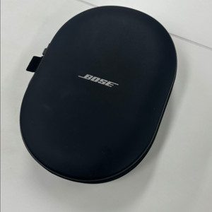 보스 QC 울트라 헤드폰 블랙 색상