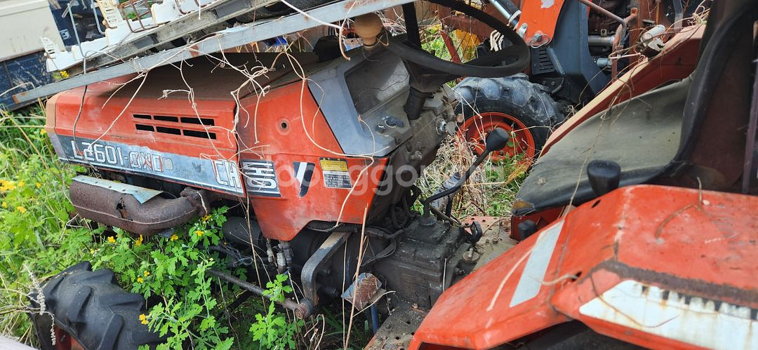 (판매완료) 엔진이상 대동 26마력 트랙터 수리용 부품--1