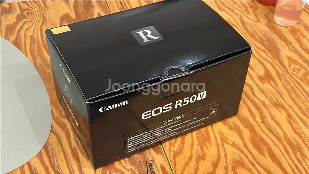 Canon R50v 단순개봉품 판매합니다.--0