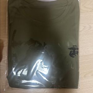 해병대 국방색 티 XL 새거 팝니다